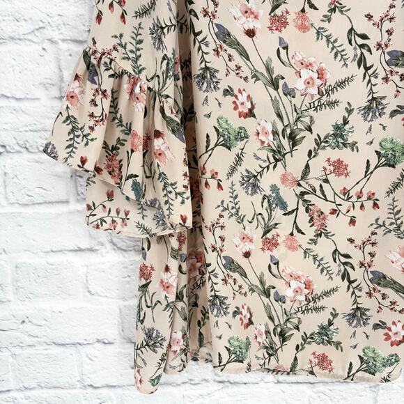 Violet & Claire Ruffle Sleeve Floral Chiffon Blouse Size 3X - Picture 2 of 6